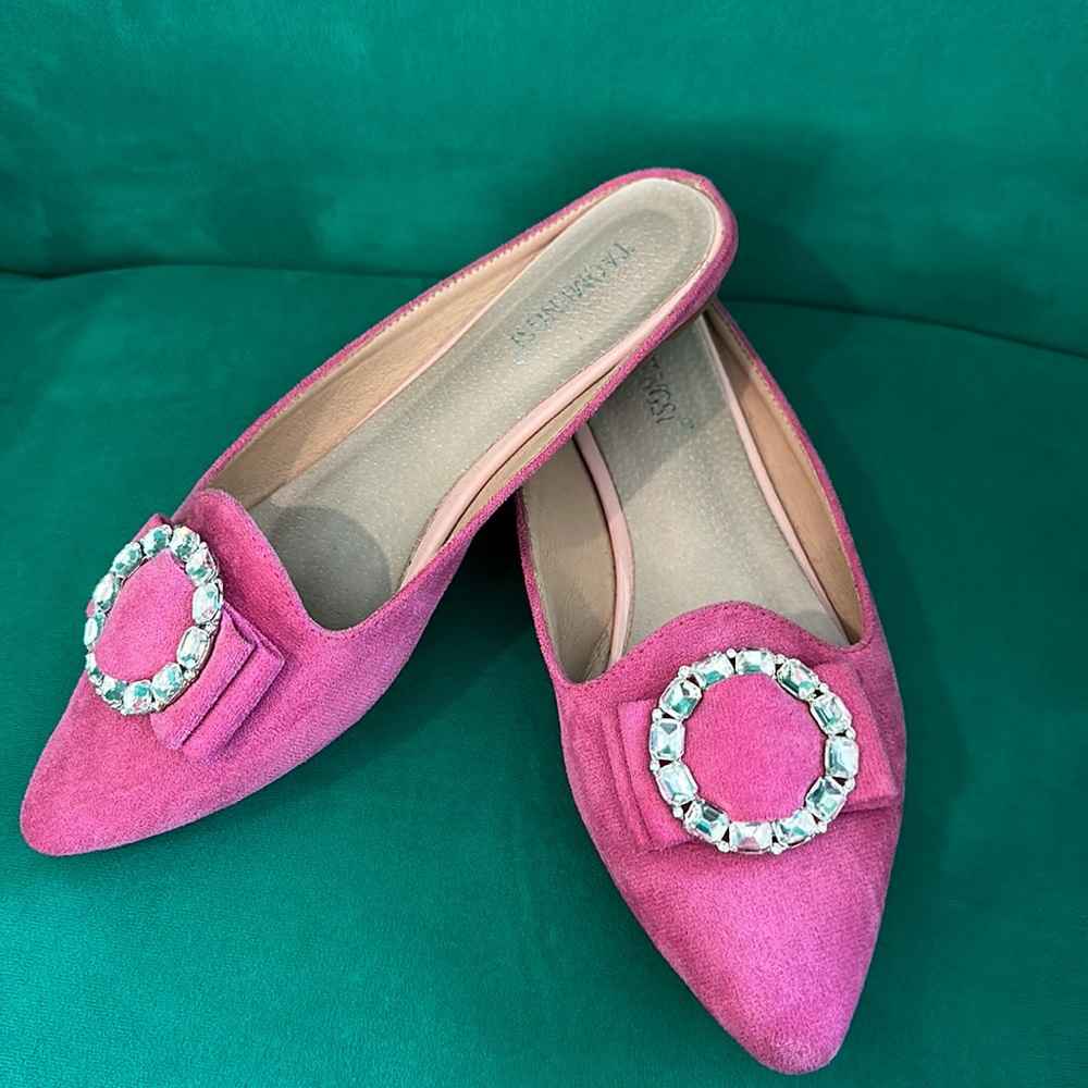 Pink suede rhinestone slide loafers shoes flats FABULOUS! BOUTIQUE!!